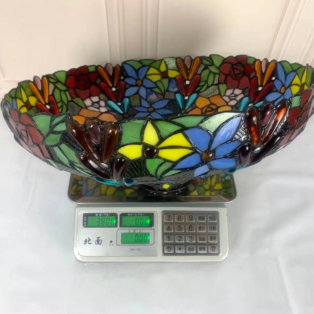 Tiffany-style lamp with glass shade, approx 7kg Hand crafted